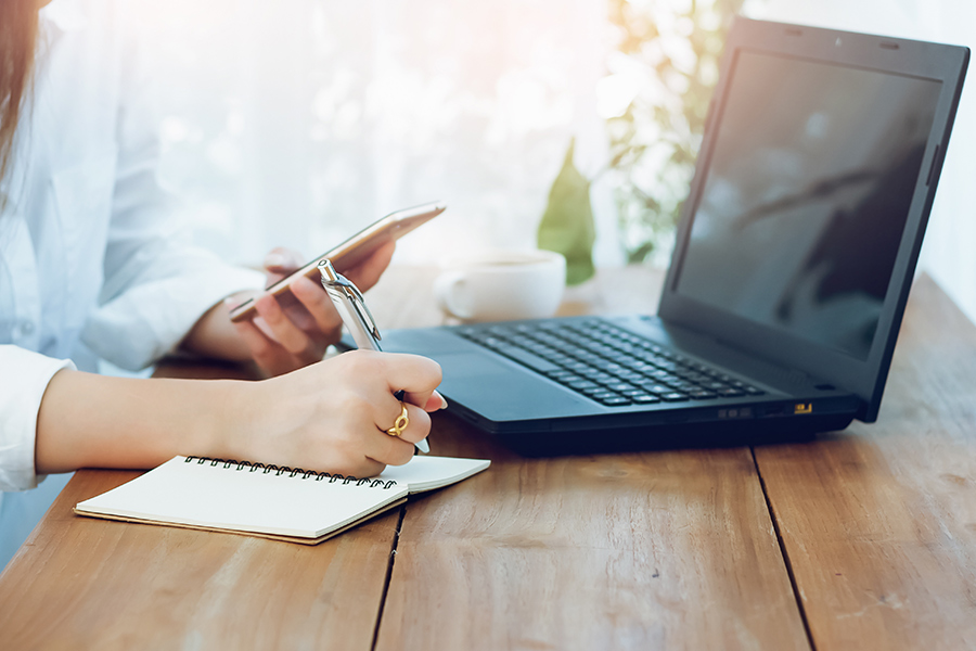 土曜診療・WEB予約対応